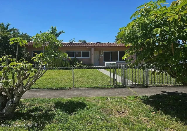Homes for sale in Hialeah, FL | 6240 Nw 112th Ter, Hialeah, FL 33012 | MLS# 1081651