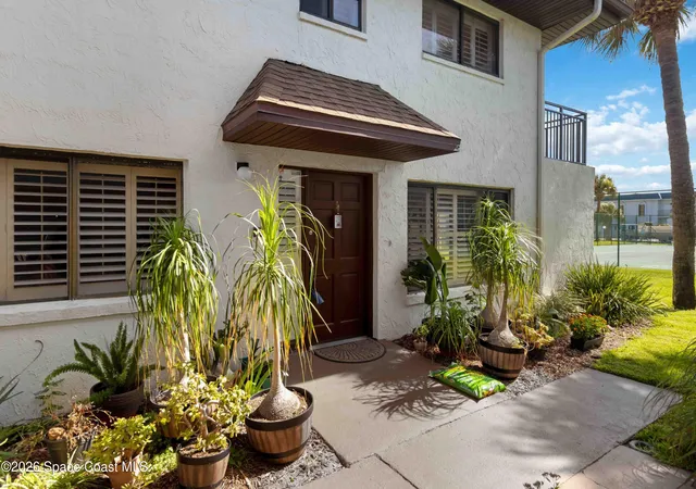 Homes for sale in Cocoa Beach, FL | 3030 N Atlantic Ave #E-1, Cocoa Beach, FL 32931 | MLS# 1081694