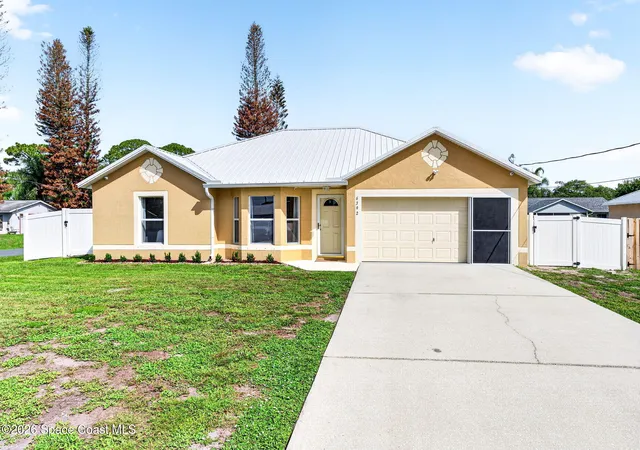 Photo 3 of Sale Pending at 6392 Hudson Rd, Cocoa, FL 32927 | MLS# 1082215 | Listing updated on 2026-08-04