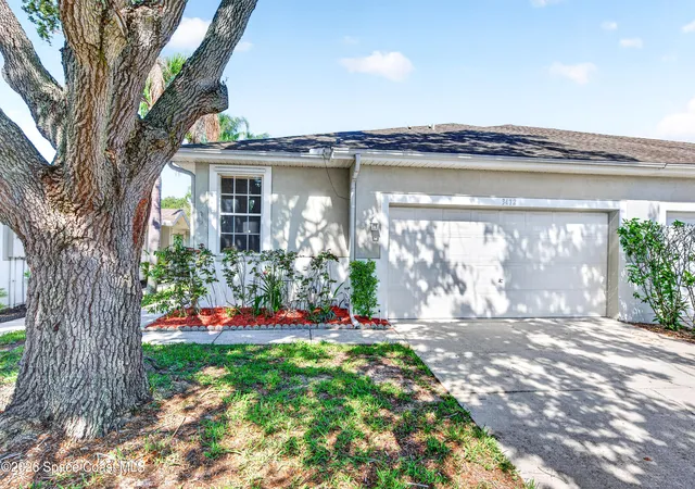 Photo 2 of Sale Pending at 3472 Horse Crk Cir, Melbourne, FL 32935 | MLS# 1081752 | Listing updated on 2026-09-14
