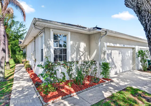 Photo 3 of Sale Pending at 3472 Horse Crk Cir, Melbourne, FL 32935 | MLS# 1081752 | Listing updated on 2026-09-14
