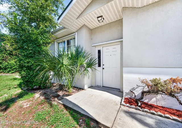 Photo 4 of Sale Pending at 3472 Horse Crk Cir, Melbourne, FL 32935 | MLS# 1081752 | Listing updated on 2026-09-14