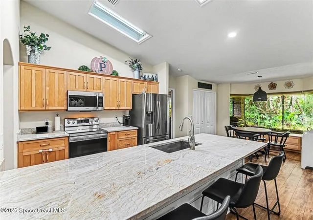5th image of 6040 Spruce Point Cir, Port Orange, FL 32128 | MLS# 1081777