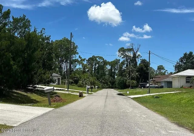 Homes for sale in North Port, FL | 3041 Wyola Ave, North Port, FL 34286 | MLS# 1081788