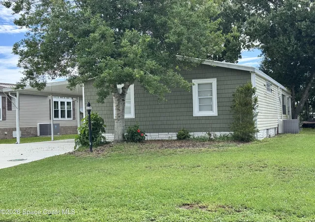 Homes for sale in Barefoot Bay, FL | 1262 Waterway Dr, Barefoot Bay, FL 32976 | MLS# 1081971