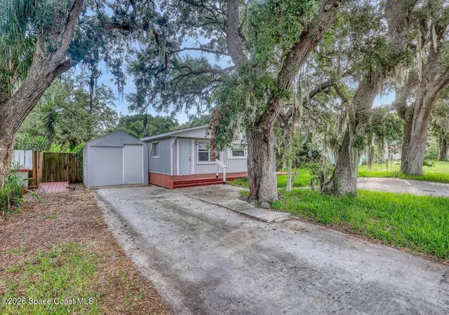 Homes for sale in Merritt Island, FL | 730 Sara Jane Ln, Merritt Island, FL 32952 | MLS# 1081841
