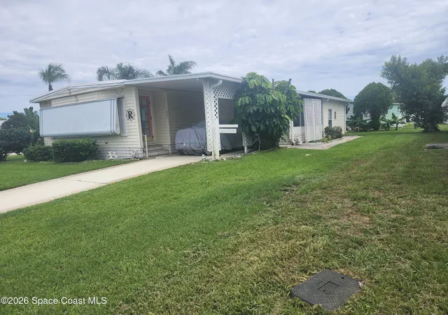Homes for sale in Barefoot Bay, FL | 442 Seagull Dr, Barefoot Bay, FL 32976 | MLS# 1081884