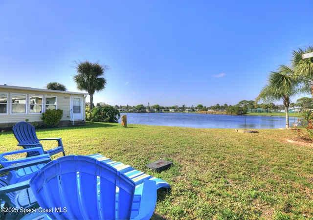 Photo 3 of Manufactured home for sale at 7622 Great Bear Lake Dr #30, Sebastian, FL 32976 | MLS# 1081958 | Listing updated on 2026-08-16