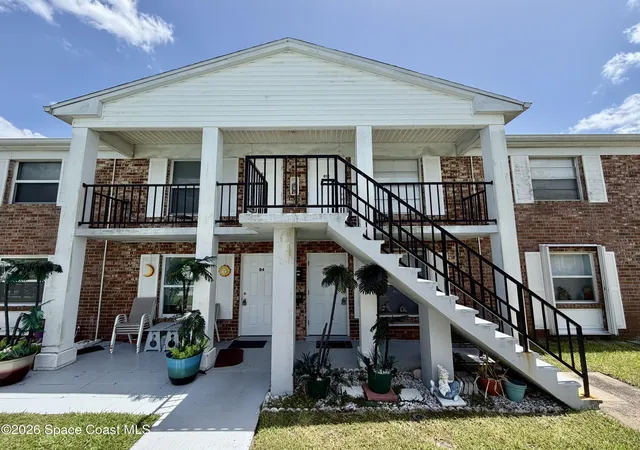 2nd image of 190 E Olmstead Dr #D11, Titusville, FL 32780 | MLS# 1081899