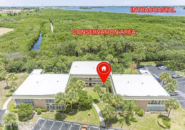 Photo 2 of Condo for sale at 28 Vista Gdns Trl #105, Vero Beach, FL 32962 | MLS# 1081918 | Listing updated on 2026-09-01