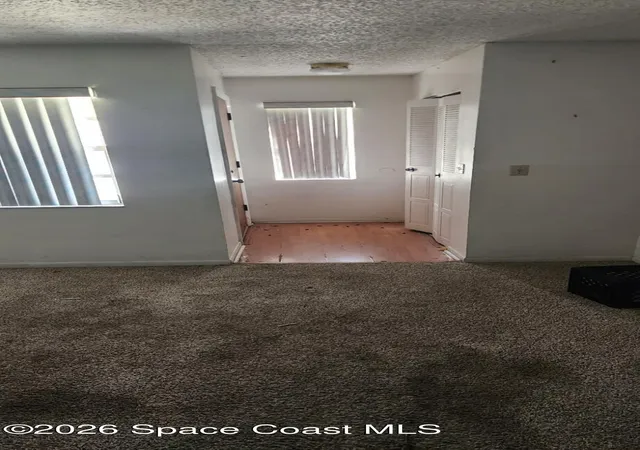 Listing Photo 4 - Condo for sale in building located at 2474 Mercury Dr, Cocoa, FL 32926