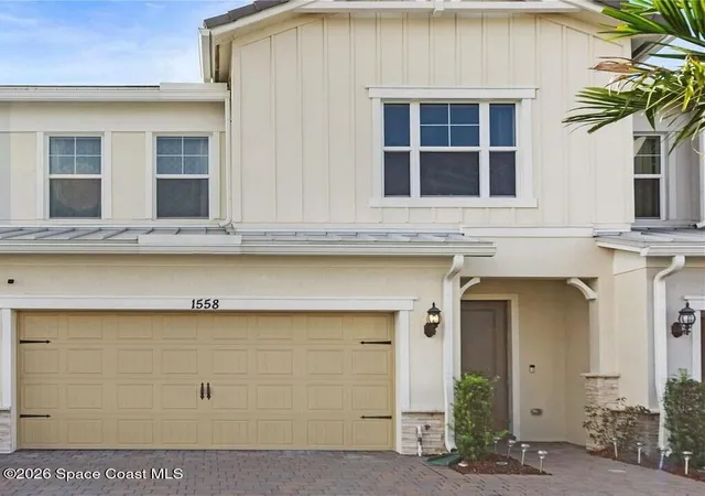 Homes for sale in Hollywood, FL | 1558 Myrtle Oak Ter, Hollywood, FL 33021 | MLS# 1082018