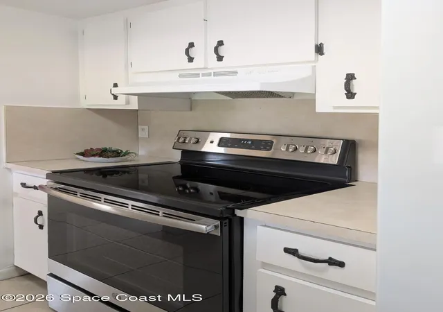 Photo 3 of Condo for sale at 121 San Juan Cir, Melbourne, FL 32935 | MLS# 1082329 | Listing updated on 2026-08-27