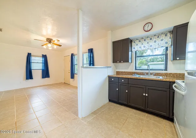 4th image of 2949 Easy St, Mims, FL 32754 | MLS# 1082162