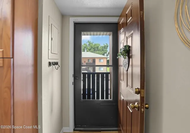 Listing Photo 5 - Condo for sale in building located at 1602 University Ln, Cocoa, FL 32922 - Unit #1305