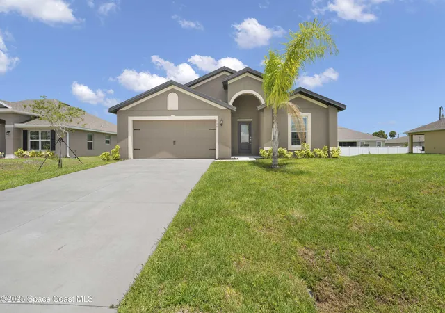Photo 2 of Sale Pending at 539 Hamwood St Sw, Palm Bay, FL 32908 | MLS# 1082075 | Listing updated on 2026-08-26