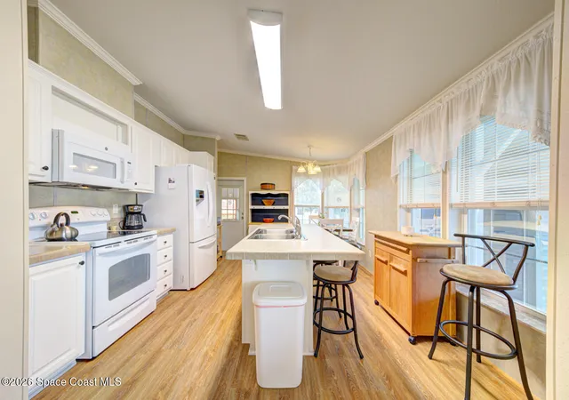 4th image of 476 Horseshoe Bend Cir #187, Cocoa, FL 32926 | MLS# 1082457