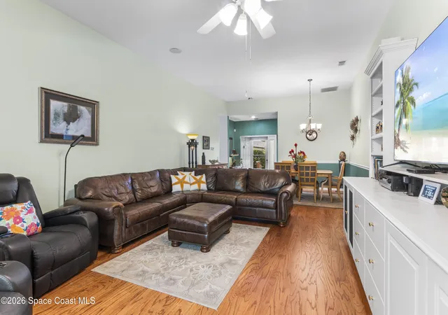 Photo 4 of Single family home for sale at 1930 Easthampton Ter, Vero Beach, FL 32966 | MLS# 1082203 | Listing updated on 2026-09-15