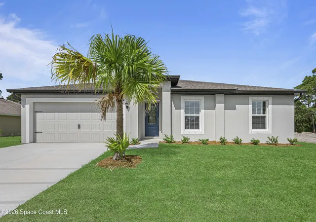 Single family home for sale at 928 Talplin St SE, Palm Bay, FL 32909 | MLS# 1082119