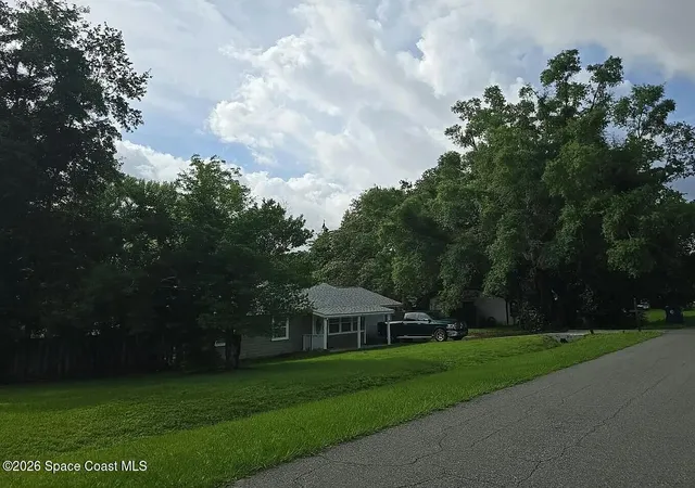 Homes for sale in Tallahassee, FL | 2383 Lake Heritage Dr, Tallahassee, FL 32311 | MLS# 1082128