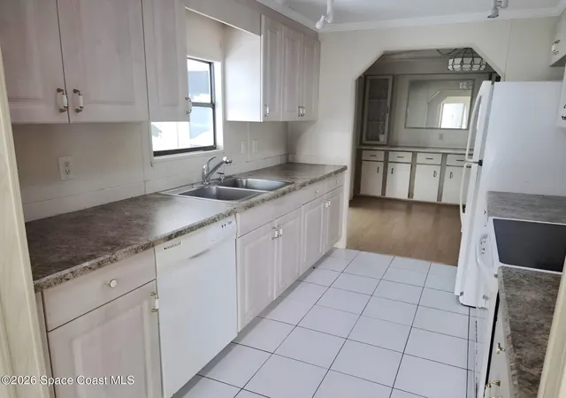 Photo 4 of Manufactured home for sale at 644 Wedelia Dr, Sebastian, FL 32976 | MLS# 1082137 | Listing updated on 2026-07-16