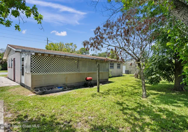 Photo 2 of Single family home for sale at 2715 Bruce D Buggs St, Melbourne, FL 32901 | MLS# 1082175 | Listing updated on 2026-07-10