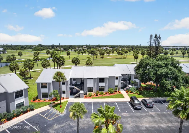 3rd image of 3001 Sand Trap Ln, MELBOURNE, FL 32935