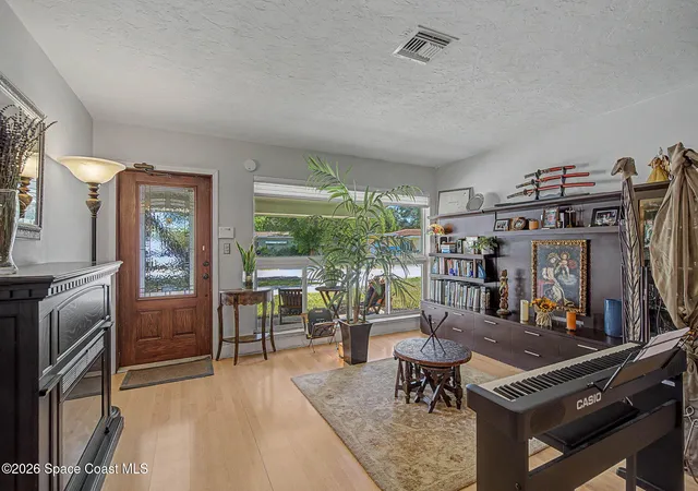 Homes for sale in Fort Lauderdale, FL | 2740 Sw 16Th St, Fort Lauderdale, FL 33312 | MLS# 1082420