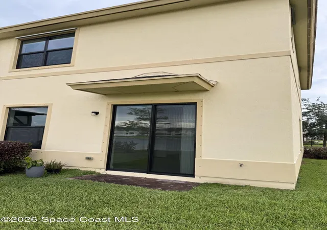 Homes for sale in Vero Beach, FL | 922 S Verona Trace Dr, Vero Beach, FL 32966 | MLS# 1082285