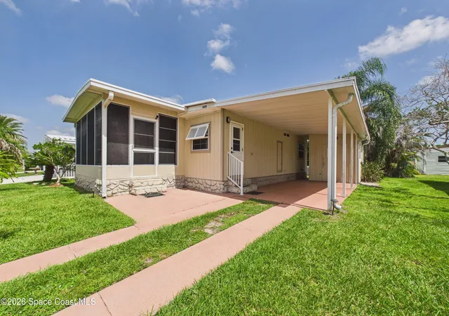 Manufactured home for sale at 1020 Royal Palm Dr, Sebastian, FL 32976 | MLS# 1082303