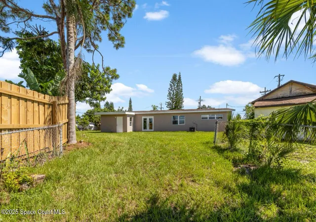 5th image of 280 Tiki Dr, Merritt Island, FL 32953 | MLS# 1082310