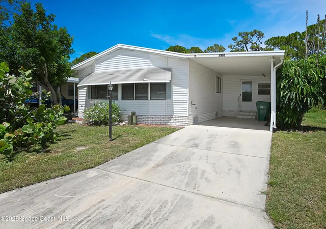 Photo 1 of Manufactured home for sale at 451 E Egret Cir, Sebastian, FL 32976 | MLS# 1082345 | Listing updated on 2026-08-21