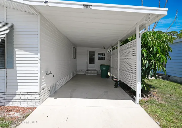 Photo 3 of Manufactured home for sale at 451 E Egret Cir, Sebastian, FL 32976 | MLS# 1082345 | Listing updated on 2026-08-21