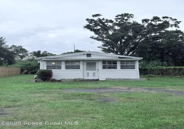 Single family home for sale at 3443 W Jefferson St, Orlando, FL 32805 | MLS# 1082468