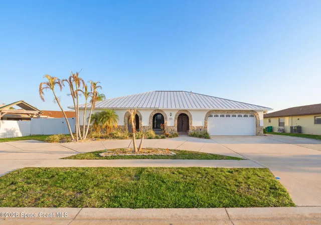 5th image of 1525 Sykes Creek Dr, Merritt Island, FL 32953 | MLS# 1082358