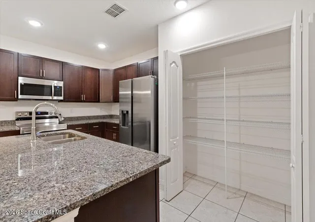 5th image of 1200 Wahneta Dr, Kissimmee, FL 34759 | MLS# 1082424