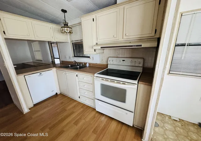 Photo 4 of Manufactured home for sale at 8268 Brown Rd, Sebastian, FL 32976 | MLS# 1082449 | Listing updated on 2026-09-09