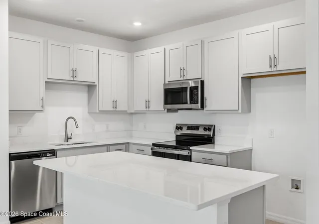 Photo 4 of Townhouse for sale at 1429 Bluewater Ln, Rockledge, FL 32955 | MLS# 1083598 | Listing updated on 2026-09-15