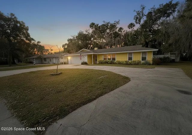 Photo 2 of Single family home for sale at 812 Indigo Ct, Port Orange, FL 32129 | MLS# 1083793 | Listing updated on 2026-08-19