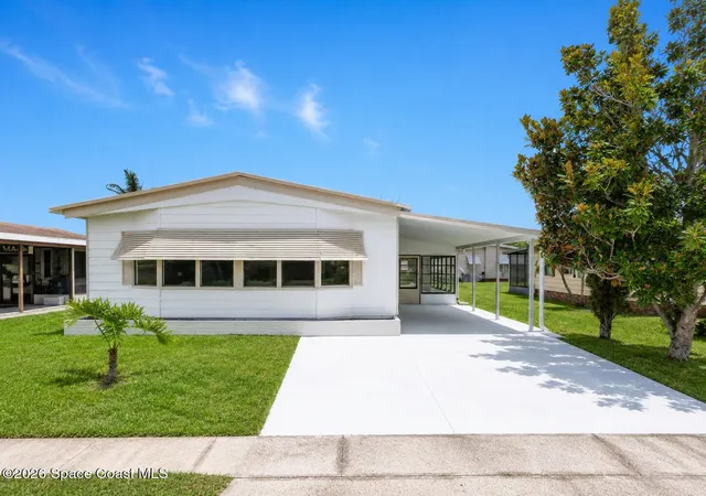 1st image of 1945 Live Oak St Ne, Palm Bay, FL 32905 | MLS# 1083873