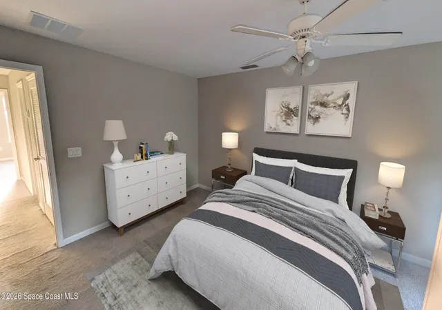 Photo 4 of Townhouse for sale at 1685 Pottsburg Point Dr, Jacksonville, FL 32207 | MLS# 1084850 | Listing updated on 2026-10-01