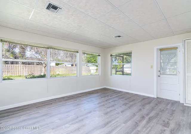 3rd image of 404 Bunker St, Melbourne, FL 32901 | MLS# 1085524