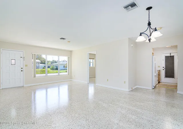 4th image of 404 Bunker St, Melbourne, FL 32901 | MLS# 1085524