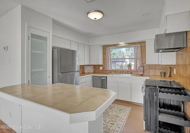 Photo 4 of Single family home for sale at 131 Woodland Dr, Melbourne, FL 32904 | MLS# 1085523 | Listing updated on 2026-10-07