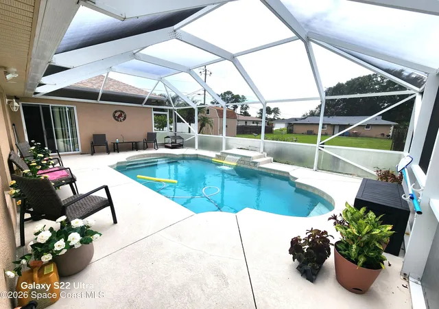 Photo 4 of Single family home for sale at 958 Zambrana St SE, Palm Bay, FL 32909 | MLS# 1085576 | Listing updated on 2026-08-31