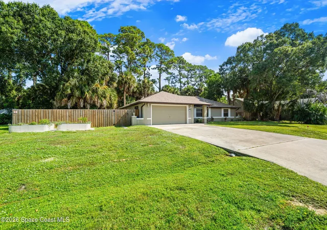 Photo 3 of Single family home for sale at 649 Narragansett St Ne, Palm Bay, FL 32907 | MLS# 1085484 | Listing updated on 2026-09-16