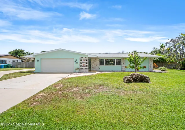 Photo 1 of Single family home for sale at 407 Banyan Wy, Melbourne Beach, FL 32951 | MLS# 1085880 | Listing updated on 2026-09-29