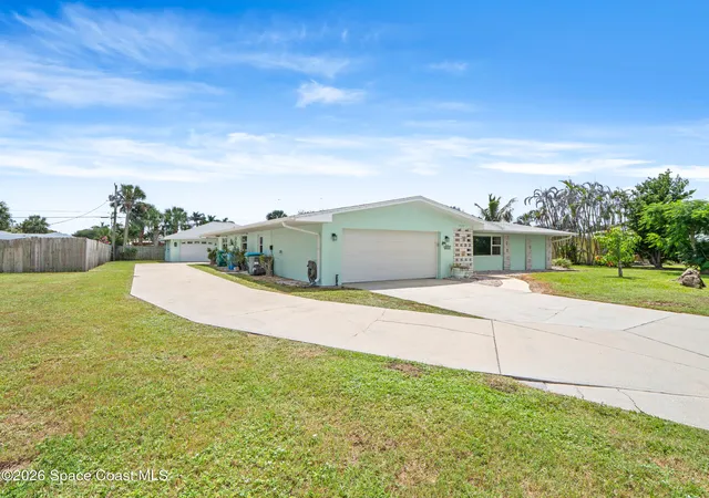 Photo 2 of Single family home for sale at 407 Banyan Wy, Melbourne Beach, FL 32951 | MLS# 1085880 | Listing updated on 2026-09-29