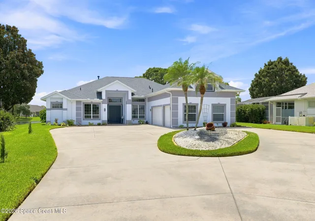5th image of 241 Carmel Dr, Melbourne, FL 32940 | MLS# 1085703