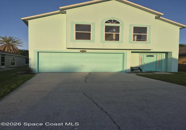 Photo 1 of Single family home for sale at 2169 Redwood Cir Ne, Palm Bay, FL 32905 | MLS# 1085417 | Listing updated on 2026-08-25